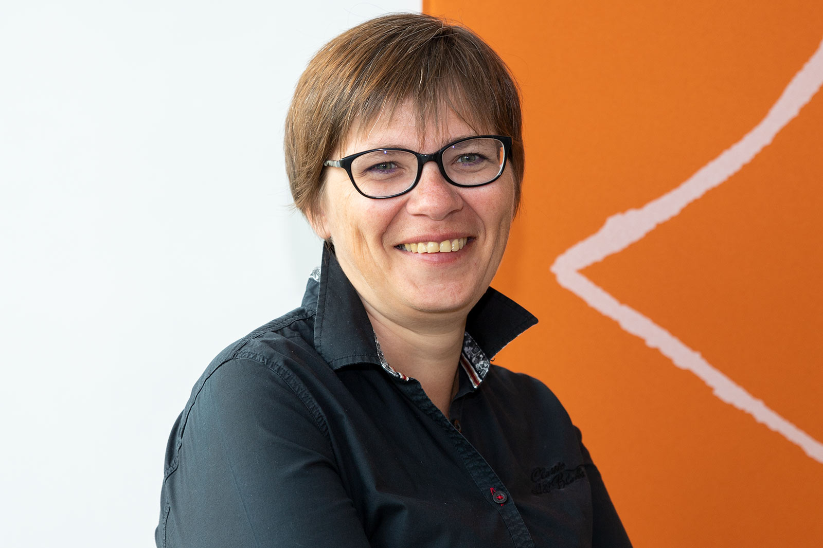 Mme Geneviève Bertrand